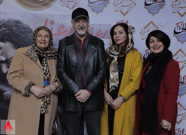 فرش قرمزاولین امضاء برای رعنابرگزار شد