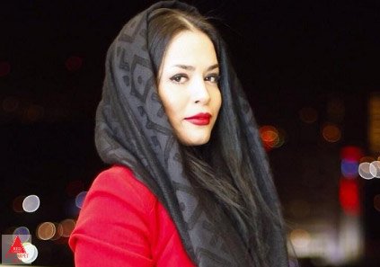 ملیکا شریفینیا