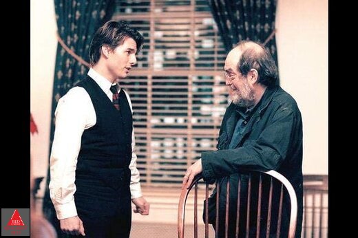 چشمان کاملا بسته