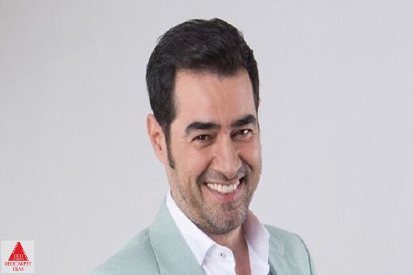 کوروش آهاری