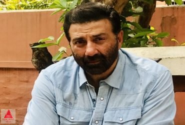 بازیگر