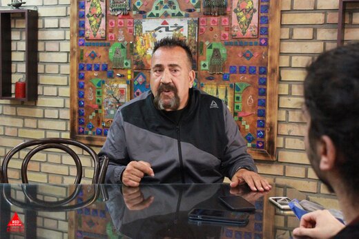 اکران آنلاین