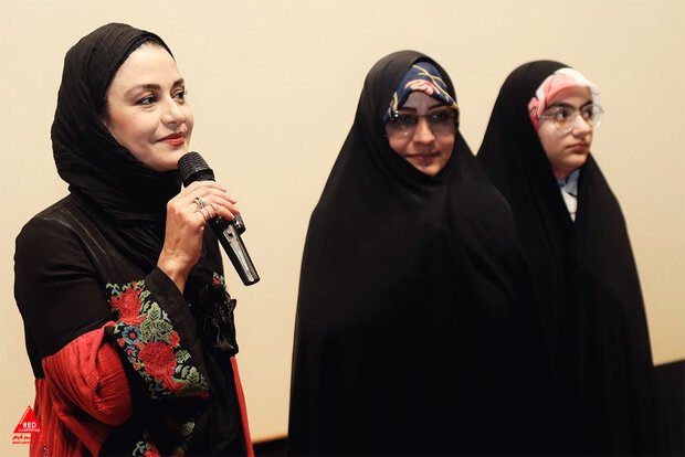 مریلا زارعی