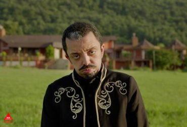 بازیگر